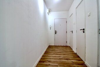 Na predaj 3-izbový byt s balkónom na sídlisku Hliny 7. Byt s