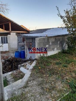 ID: 2887
Ponúkame na predaj rodinný dom v blízkosti Košíc:
 