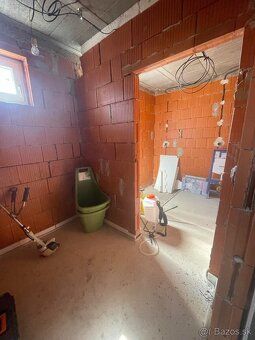 Ponúkame na predaj vilu nachádzajúcu sa na tichom lukratívno