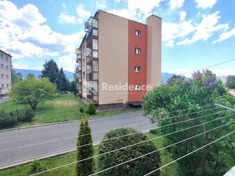 2-IZBOVÝ BYT S BALKÓNOM a GARÁŽOU – LIPTOVSKÝ PETER
Hľadáte 