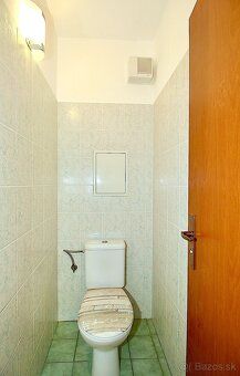 Ponúkame na predaj útulný a veľmi dobre dispozične riešený 2