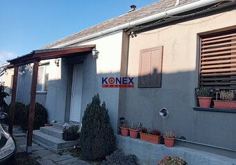 ID:3330
Ponúkame Vám na predaj rodinný dom v obci Rad:
 - na