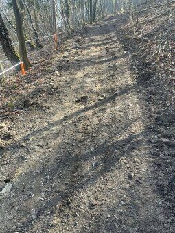 Ponúkame na predaj slnečný pozemok 2200m2 (parcela pozemku C