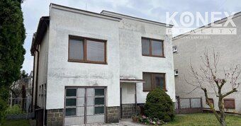ID:3837
Ponúkame na predaj priestranný dvojgeneračný rodinný