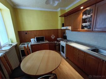 Typ: Rodinný dom Ulica: Výčapy-Opatovce Mestská časť: Opatov