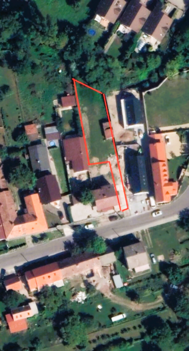 Realitná kancelária REALWEST Vám ponúka na predaj rovinatý s