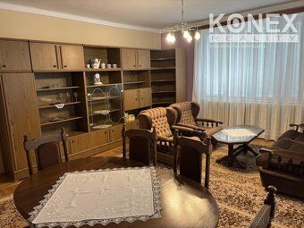 ID:4092
Ponúkame na predaj priestranný rodinný dom v obci Kr
