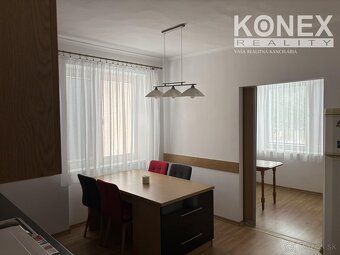 ID:4092
Ponúkame na predaj priestranný rodinný dom v obci Kr