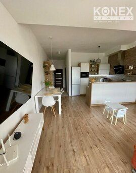 ID:4115
Ponúkame na predaj moderne zariadený 3-izbový byt v 