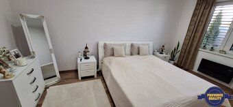 PROVENCE REALITY s.r.o. - Vám ponúka na predaj luxusný rodin