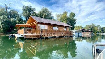 TUreality ponúka na predaj 4-izbový hausboat o výmere 80m2, 