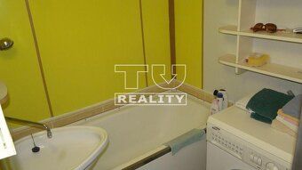 TUreality ponúka na predaj tento priestranný 3i byt typu VNK