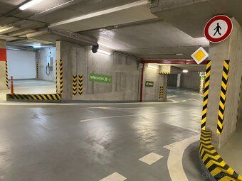 Bond reality ponúka na predaj garážové státie v projekte Cit