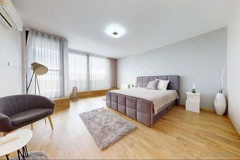 Realitná kancelária BOND Reality ponúka na prenájom nadštand
