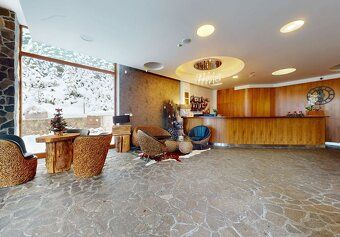 Ponúkame na predaj atraktívny apartmán s podielom na wellnes