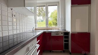 F463-112-MATE3
Exkluzívne na predaj útulný a kompletne zreko