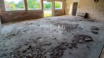 Ponúkame na predaj výnimočný priemyselný areál v obci Želovc