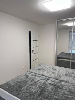 Ponúkame na prenájom priestranný 3-izbový byt s balkónom, kt