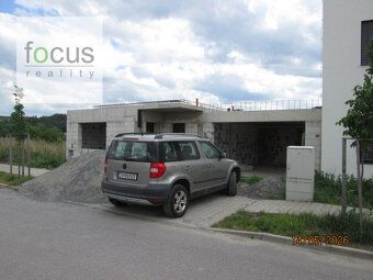 V kúpeľnom meste Sliač ponúkam na predaj novostavbu rodinnéh