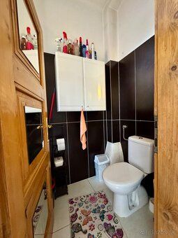 Ponúkame na predaj 4 izbový byt s balkónom a zimnou záhradou