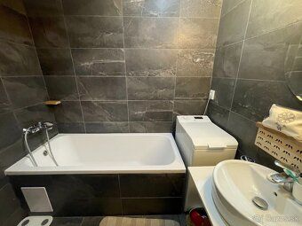 2-izbový byt vo vyhľadávanej lokalite s množstvom zelene, v 