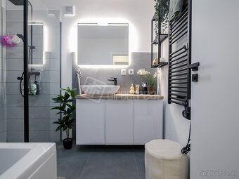 Prémiová novostavba na prenájom: Užívajte si luxus, záhradu 