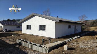 Ponúkame na predaj murovaný 4-izbový bungalov v tichej časti