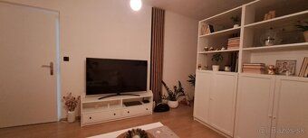 Dám do prenájmu 3 izbový byt 72m2 v Očovej, v blízkosti auto