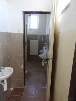 Ponúkam do dlhodobého prenájmu samostatné skladové alebo výr
