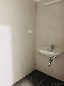 BH REAL ESTATE ponúka na prenájom výrobno-skladovú halu v Br