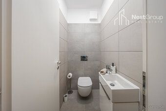 Typ: 2-izbový byt Ulica: . Obec: Bratislava-Petržalka
LUXUS,