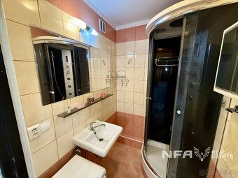 Ponúkame Vám na predaj priestranný 3-izbový byt s loggiou vo
