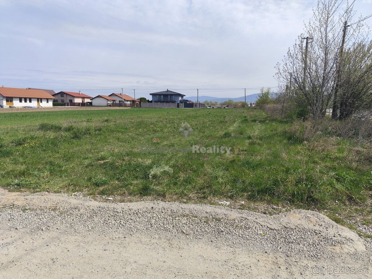 Typ: Pozemok pre rodinné domy Ulica: Záhradná Obec: Geča
Na 