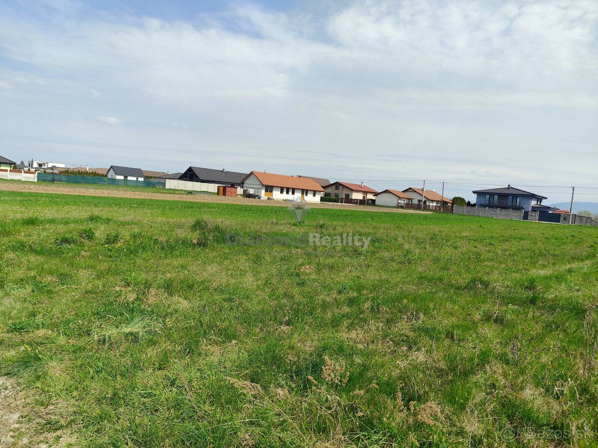 Typ: Pozemok pre rodinné domy Ulica: Záhradná Obec: Geča
Na 