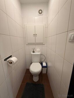 Ponúkam na predaj pekný slnečný 3izb.byt na najvyššom treťom