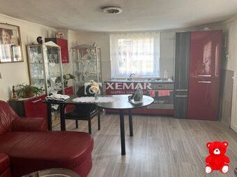 Xemar ( milota.tó alebo 0948 971 292 ) ponúka na predaj dva 