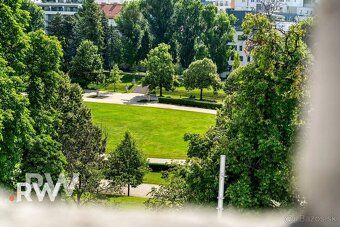 REWIN reality Vám REWIN reality Vám VÝHRADNE ponúka VÝNIMOČN
