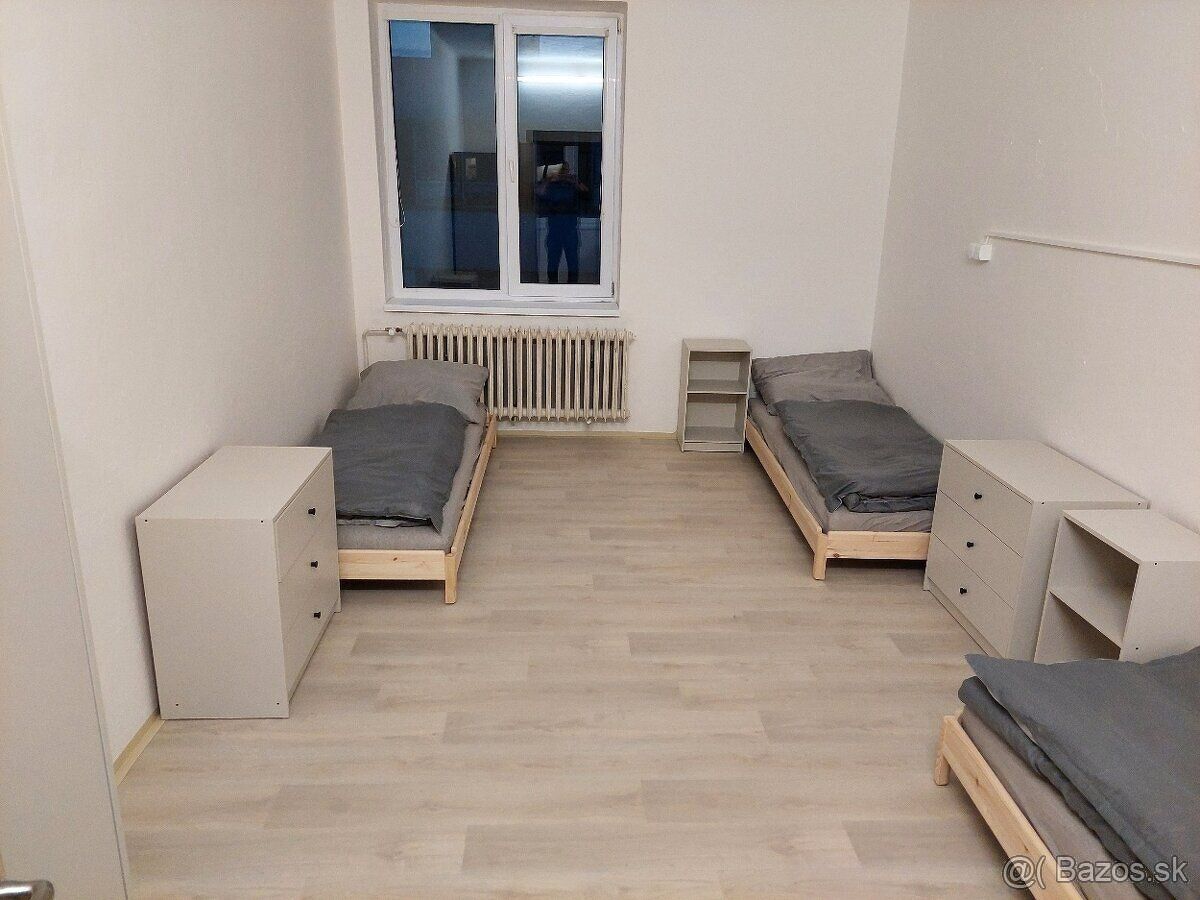 Zrekonštruovaná Ubytovňa Strážske ponúka cenovo dostupné uby