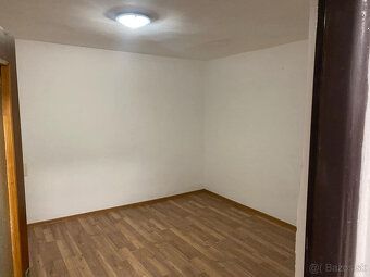 Dám to prenájmu obchodné priestory po rekonštrukcií nachádza