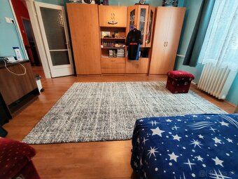 Ponúkam na predaj rodinný dom v lukratívnej lokalite obci Hi