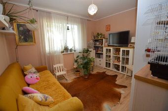 Ponúka na predaj v k.ú. Senec, v tichej a zabývanej časti, n