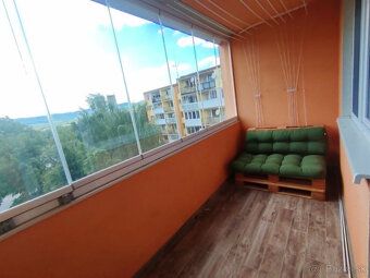 Ponúkame na prenájom priestranný a kompletne zrekonštruovaný