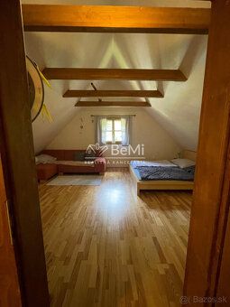 005-113-MAOM
Ponúkam na predaj štýlovú celoročne obývateľnú 
