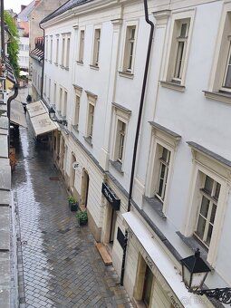 Na dlhodobý prenájom priestranný 2-izbový byt (67 m²) priamo