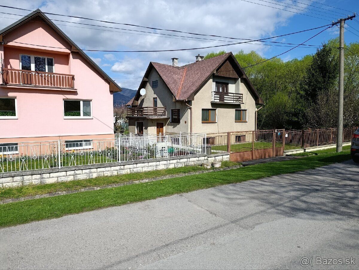 🏡VEĽKÝ RODINNÝ DOM V TICHEJ LOKALITE – KOŠŤANY NAD TURCOM 🏡 
