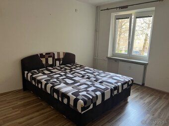 🏡2-IZBOVÝ TEHLOVÝ BYT (NIE 720 ka) PO REKONŠTRUKCII – HANDLO