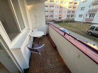 Ponúkame na prenájom veľký, zrekonštruovaný, kompletne zaria