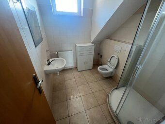 Ponúkame na prenájom kancelárske priestory v centre Trenčína