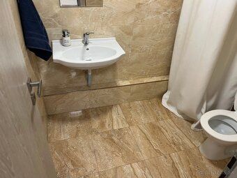 Ponúkame na prenájom dva priestory o výmere 40 m² každý, vho