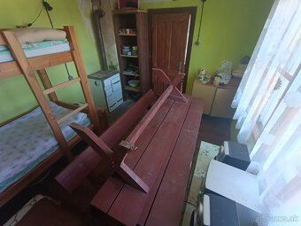 Dobrý deň, ponúkam na predaj staršiu chatku v krásnom prostr